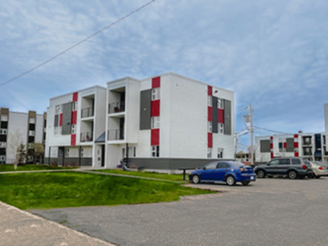 144 rue Radisson, HLM, OMH Sept-Îles