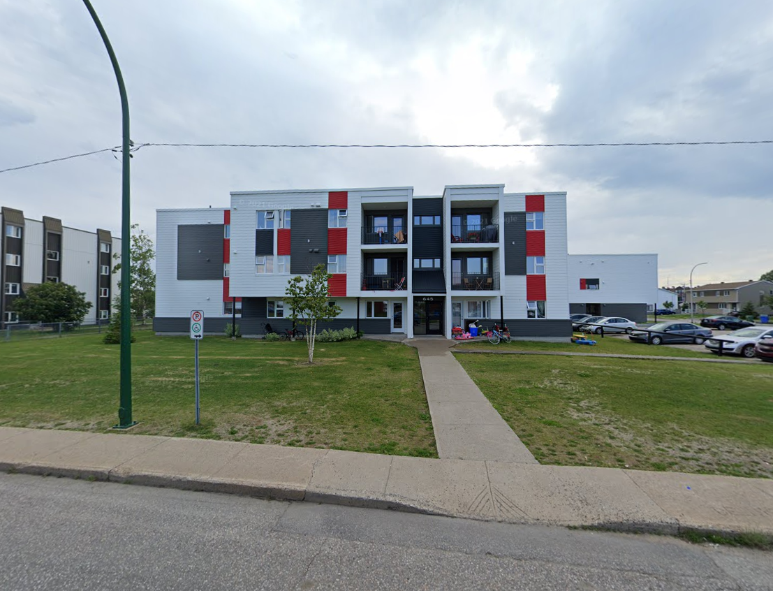 645 Av. Perreault, OMH Sept-Îles